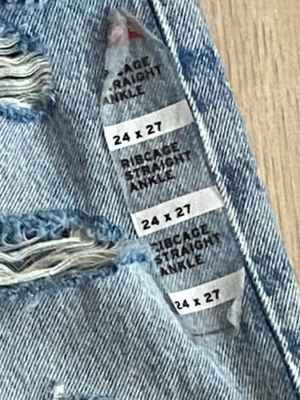 Levi's Ribcage Ultra High Rise Straight Ankle Jeans 24 NWT Distressed 90s Denim - Picture 8 of 15